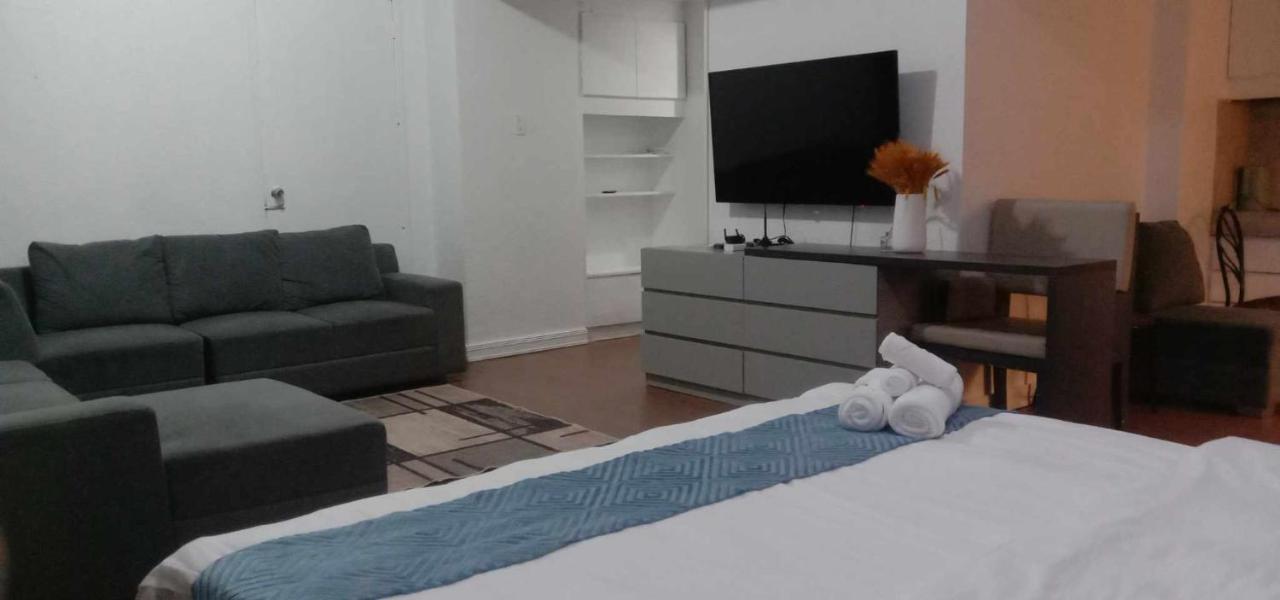 Accommodation Services Makati City Exterior photo
